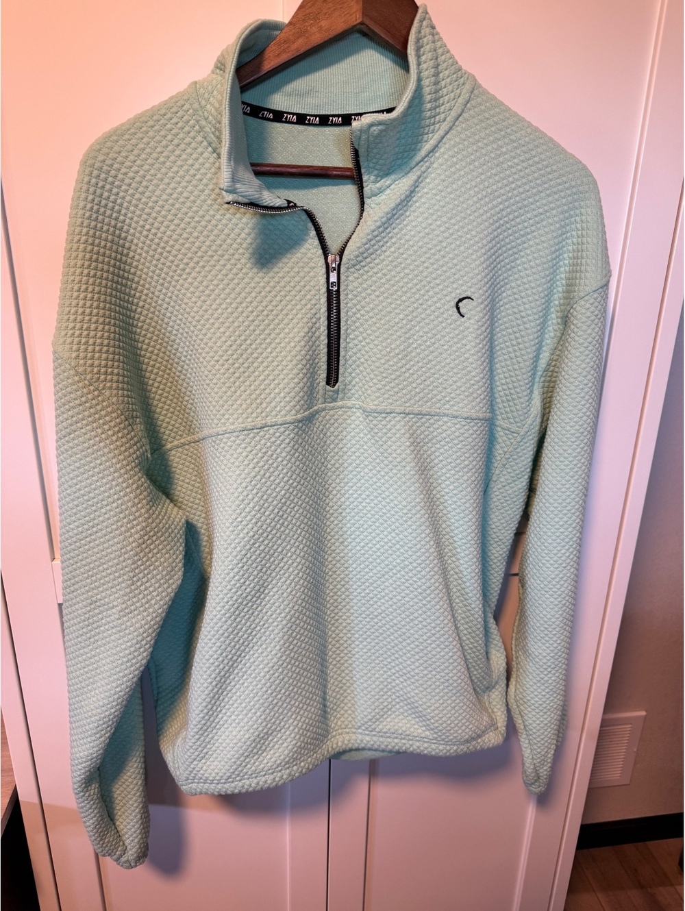 ZYIA Active Women's Light Green Quarter Zip Pullover Size L